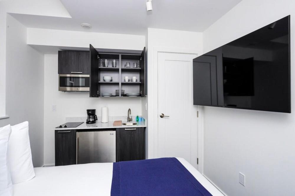 Modern Studio in Historic Boston - Garden Unit #4